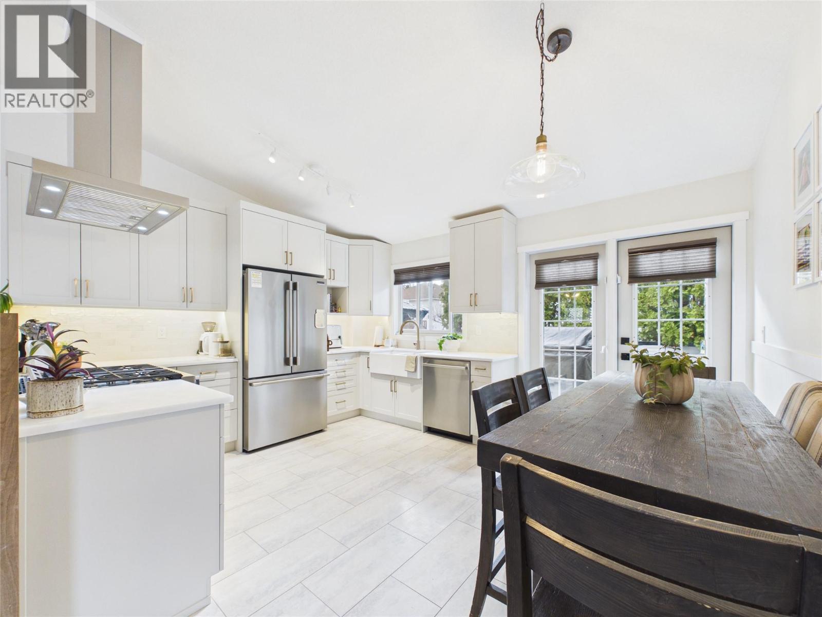 1313 19th Street S, Cranbrook, British Columbia  V1C 5Y1 - Photo 10 - 10384591