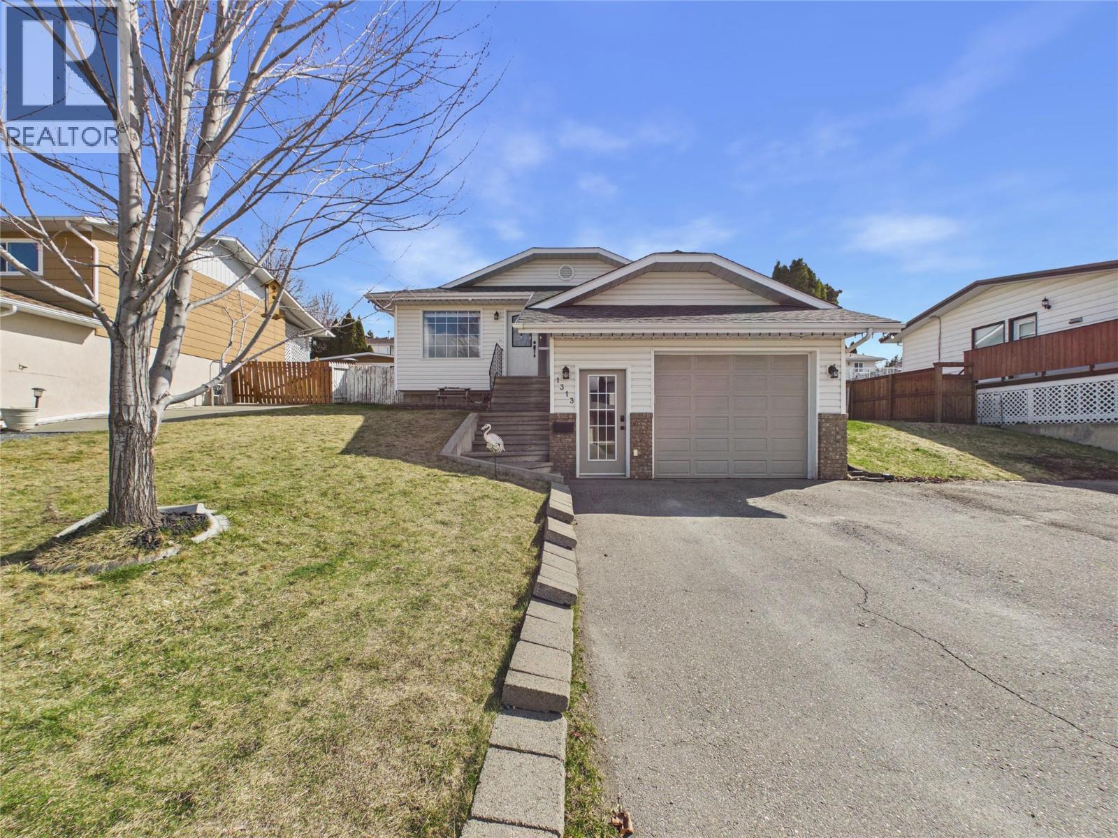 1313 19th Street S, Cranbrook, British Columbia  V1C 5Y1 - Photo 2 - 10384591