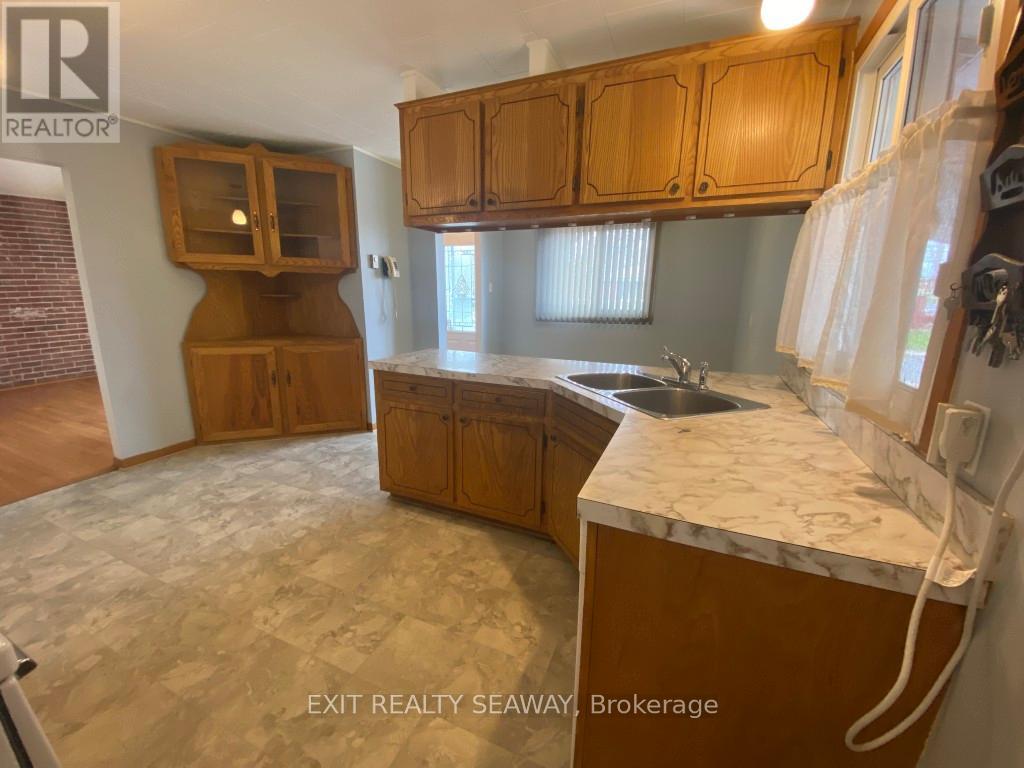 1311 Walton Street, Cornwall, Ontario  K6H 1V5 - Photo 7 - X13036948