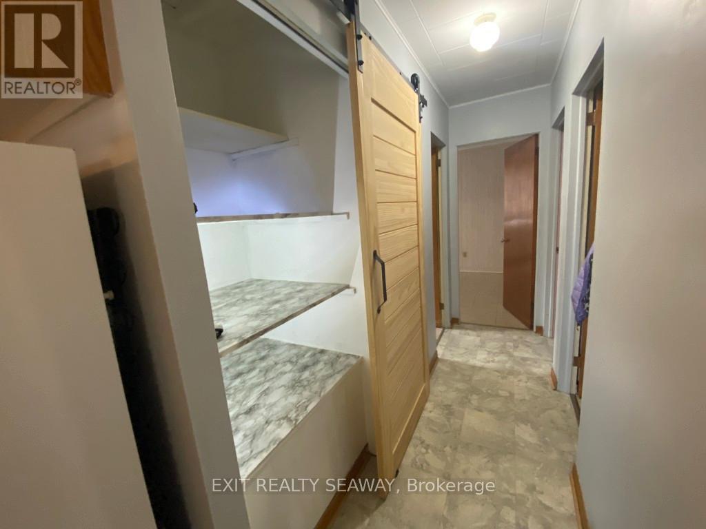 1311 Walton Street, Cornwall, Ontario  K6H 1V5 - Photo 9 - X13036948