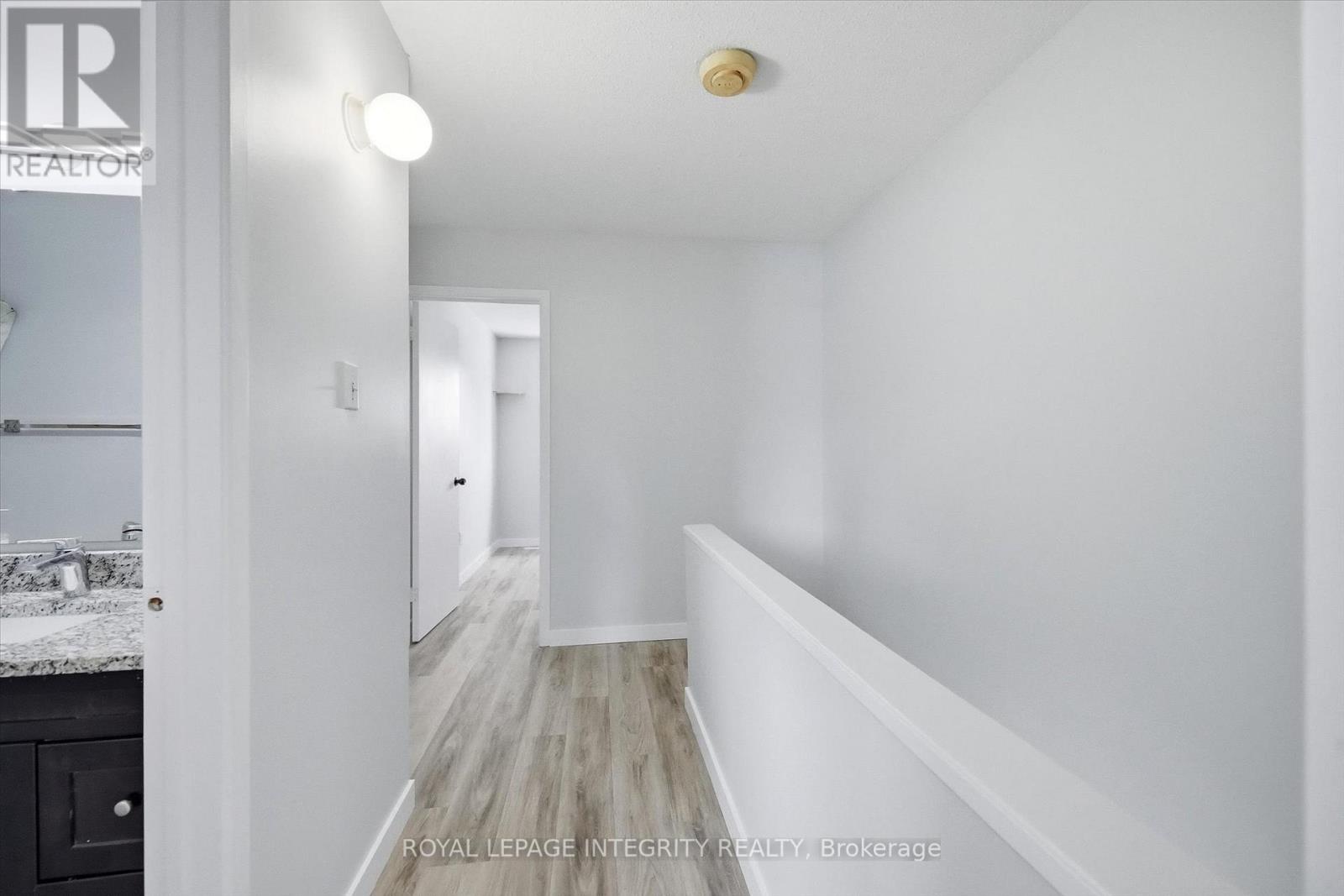 228 Millroad Way, Ottawa, Ontario  K1E 2C9 - Photo 22 - X12975318