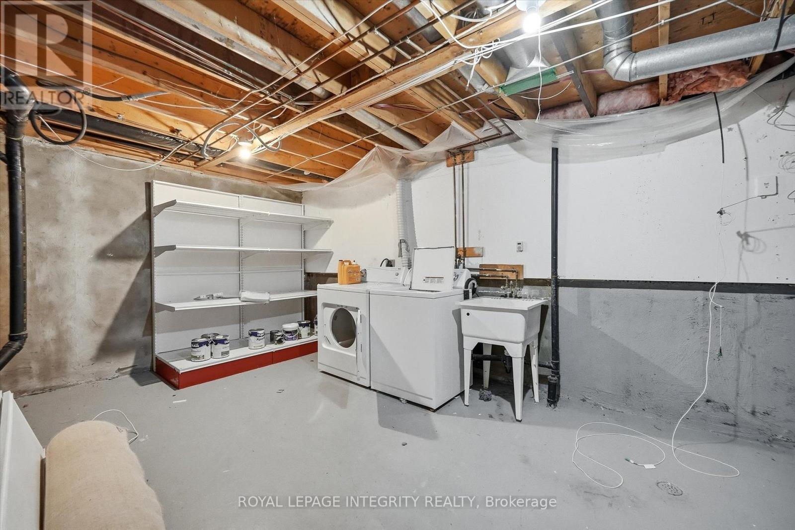 228 Millroad Way, Ottawa, Ontario  K1E 2C9 - Photo 33 - X12975318