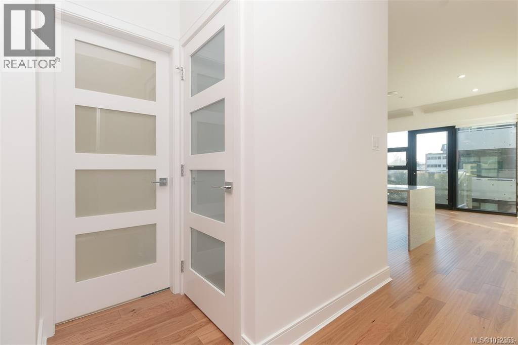 N309 1105 Pandora Ave, Victoria, British Columbia  V8V 3P9 - Photo 25 - 1032353