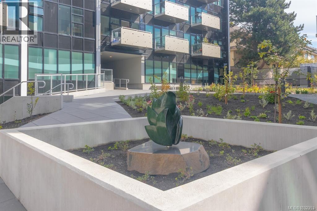 N309 1105 Pandora Ave, Victoria, British Columbia  V8V 3P9 - Photo 36 - 1032353