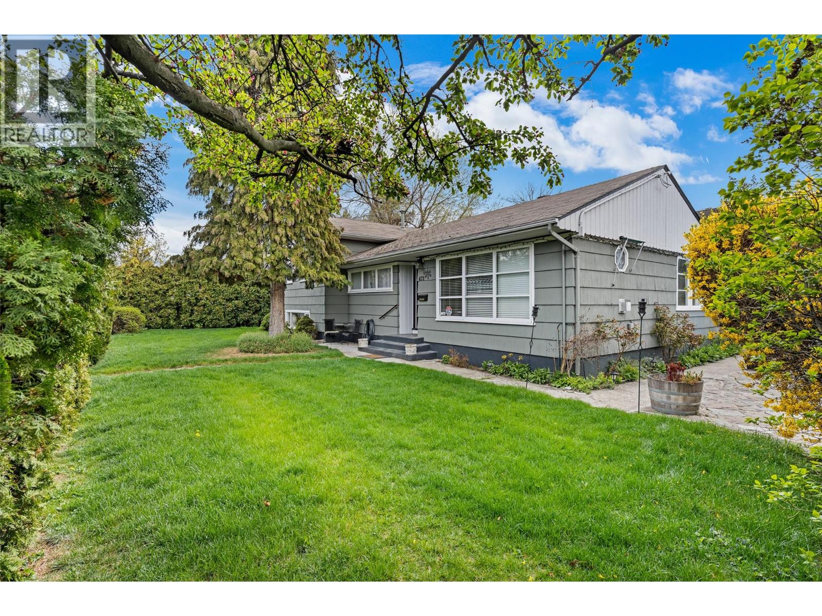 471 Cadder Avenue, Kelowna, British Columbia