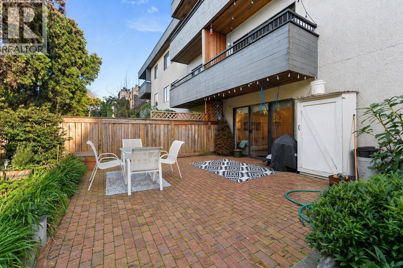 104 2475 York Avenue, Vancouver, British Columbia  V6K 1C9 - Photo 1 - R3115109