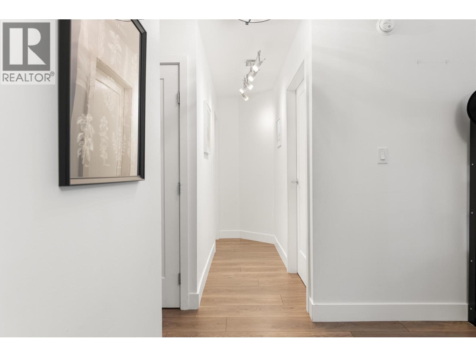 104 2475 York Avenue, Vancouver, British Columbia  V6K 1C9 - Photo 11 - R3115109