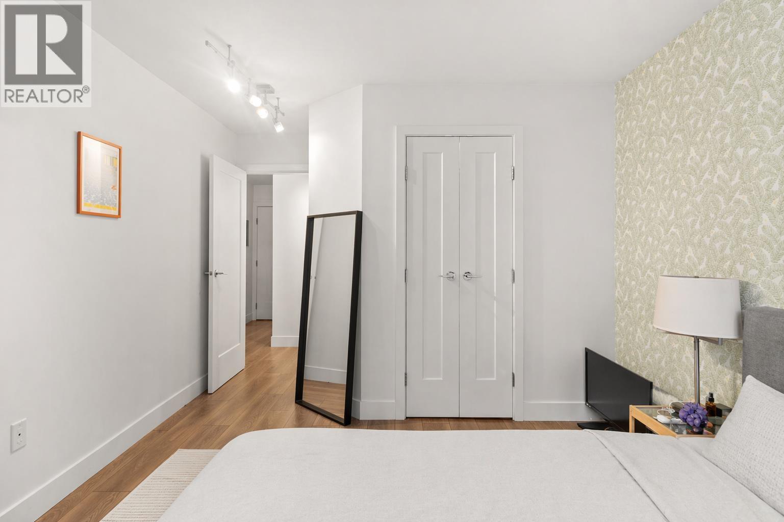 104 2475 York Avenue, Vancouver, British Columbia  V6K 1C9 - Photo 13 - R3115109