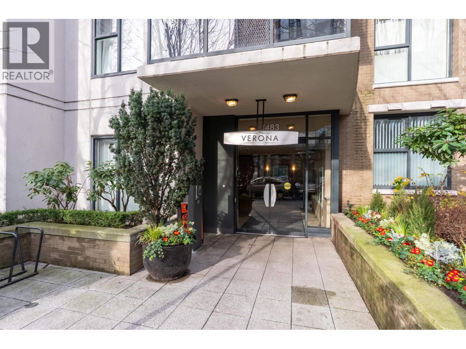 411 1483 W 7TH AVENUE, vancouver, British Columbia