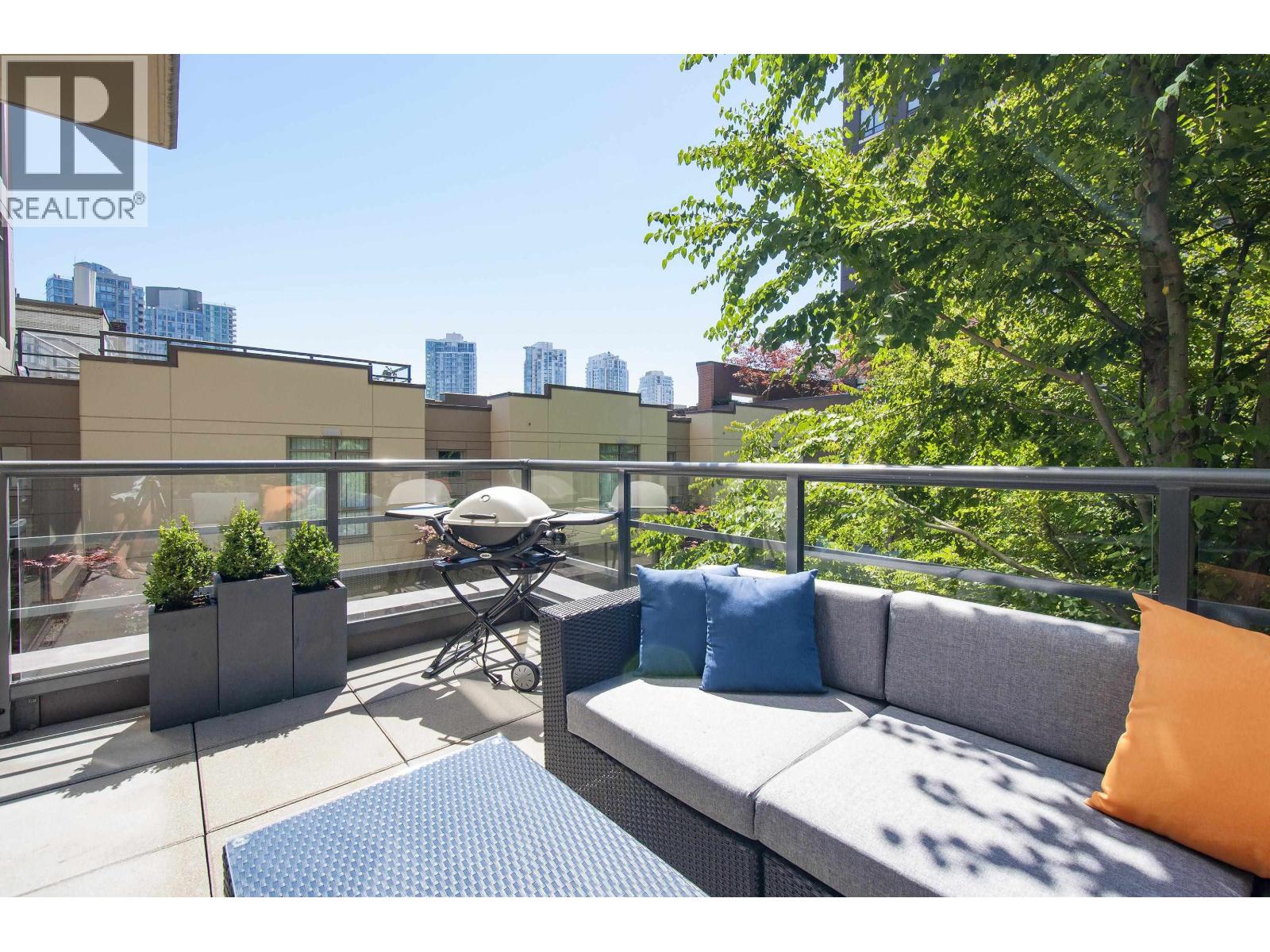 307 1001 Homer Street, Vancouver, British Columbia  V6B 1M9 - Photo 4 - R3115137