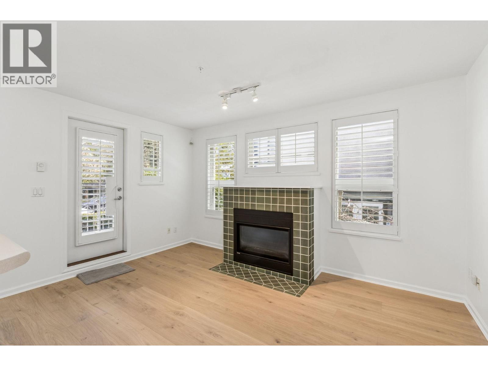 206 2490 W 2nd Avenue, Vancouver, British Columbia  V6K 1J6 - Photo 4 - R3115138