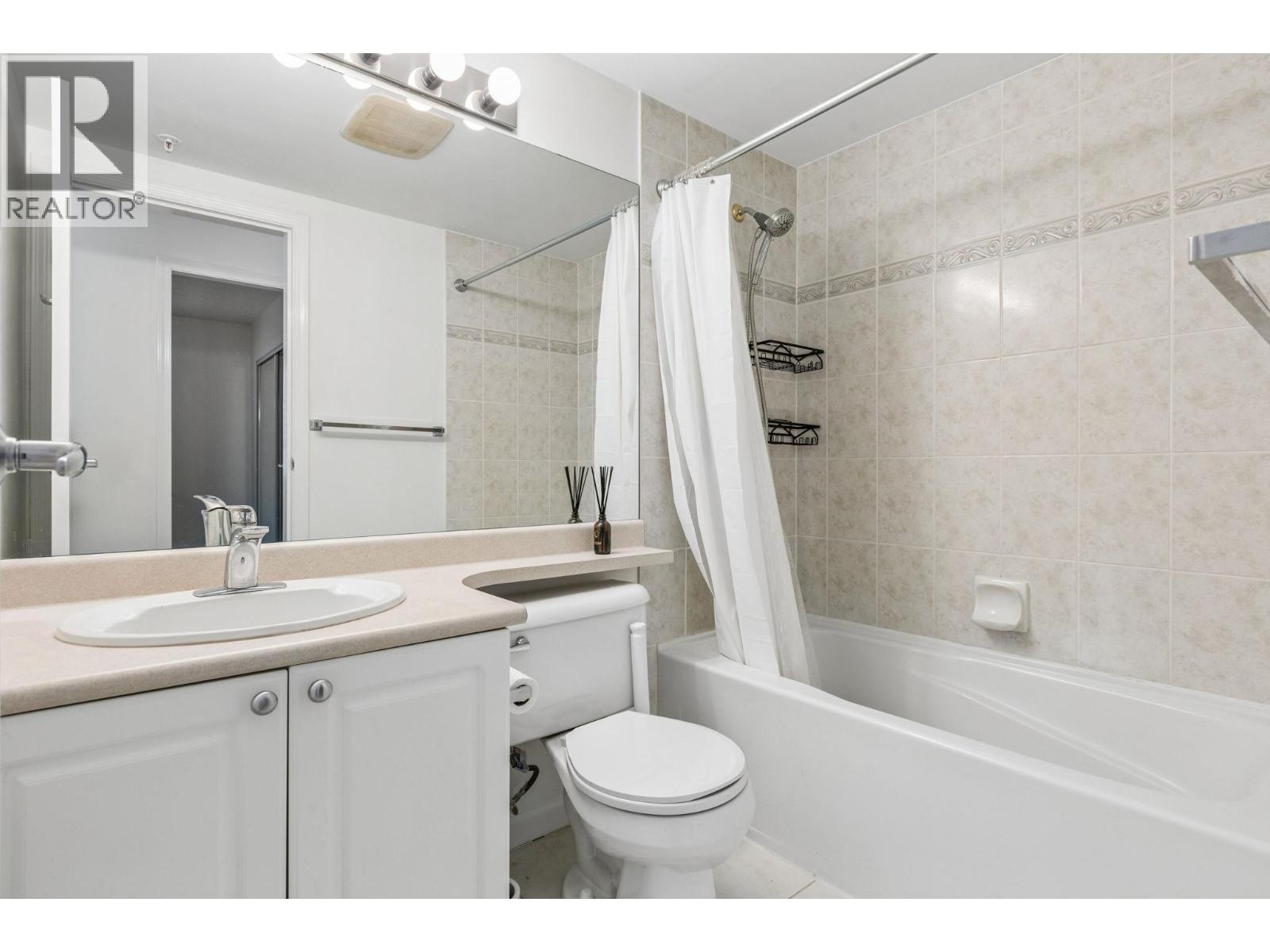 206 2490 W 2nd Avenue, Vancouver, British Columbia  V6K 1J6 - Photo 6 - R3115138