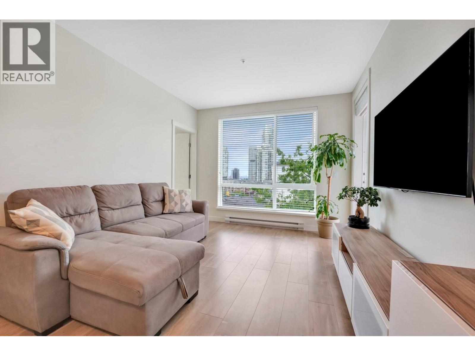 311 707 Como Lake Avenue, Coquitlam, British Columbia  V3J 0J5 - Photo 12 - R3115158