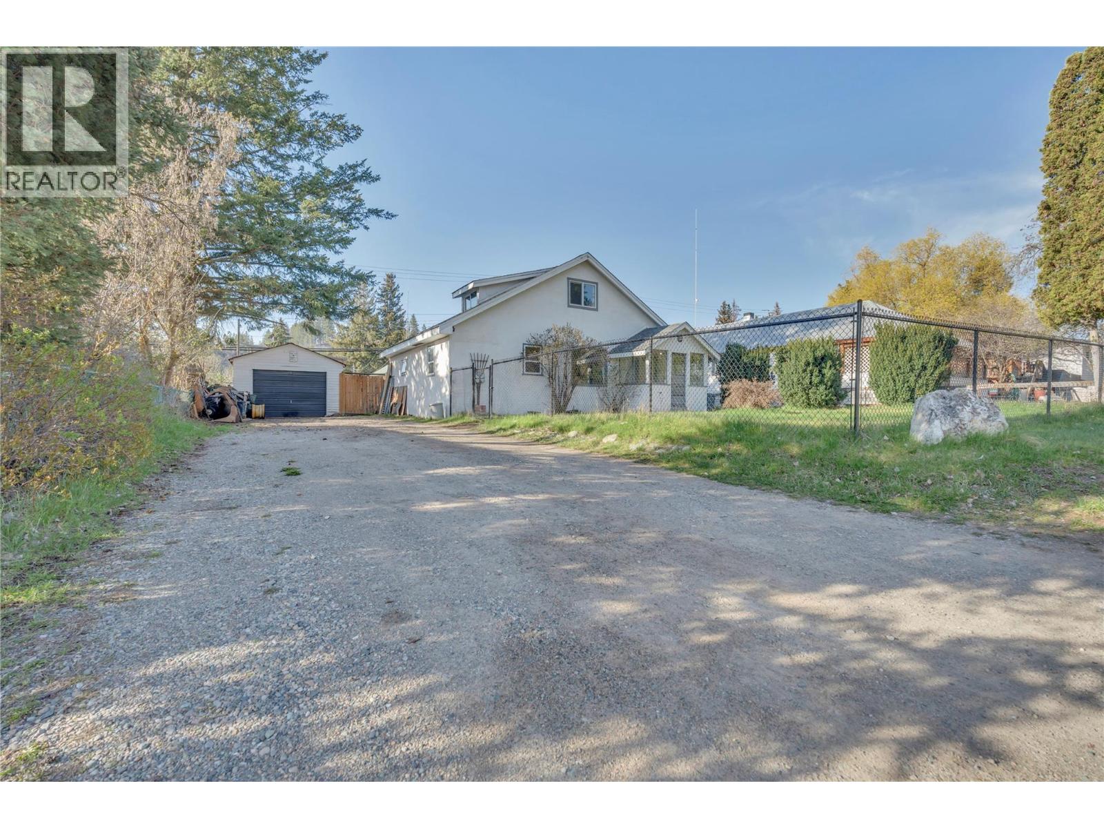 292 Angela Avenue, Princeton, British Columbia  V0X 1W0 - Photo 5 - 10382715