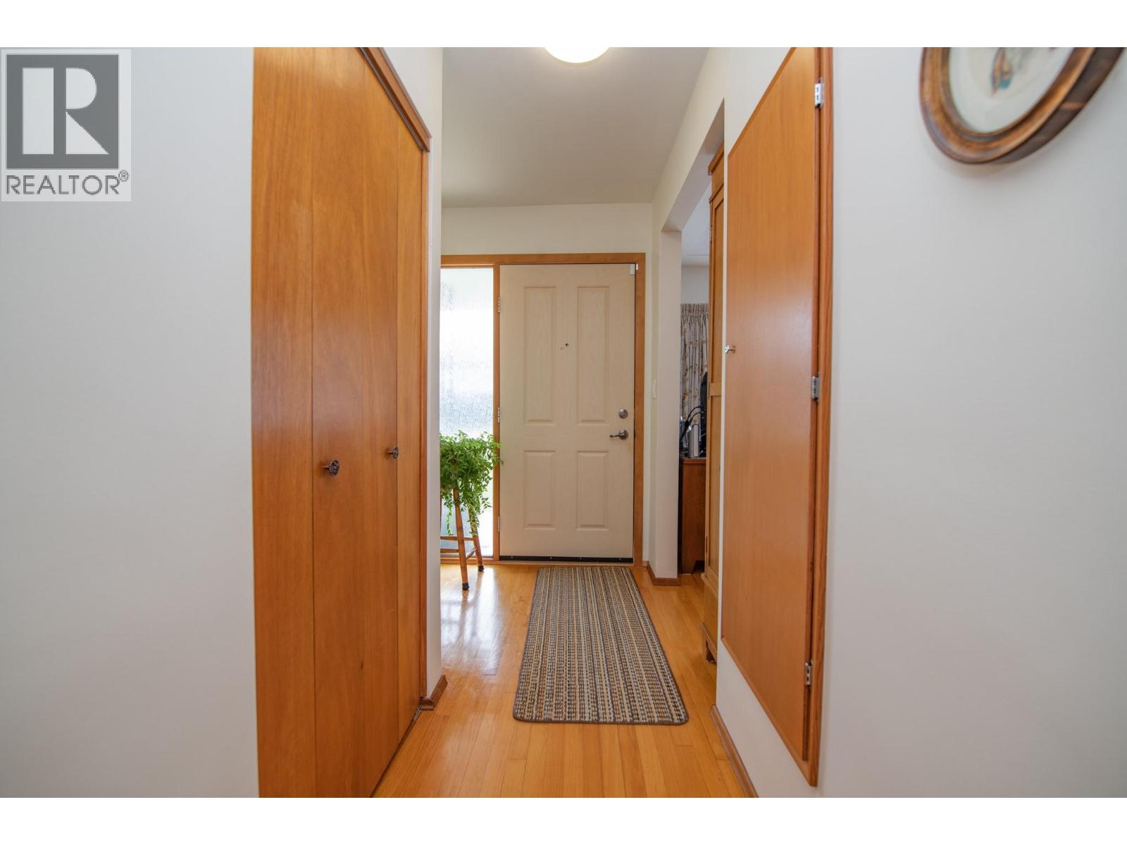 2007 29 Crescent, Vernon, British Columbia  V1T 1Y6 - Photo 2 - 10382348