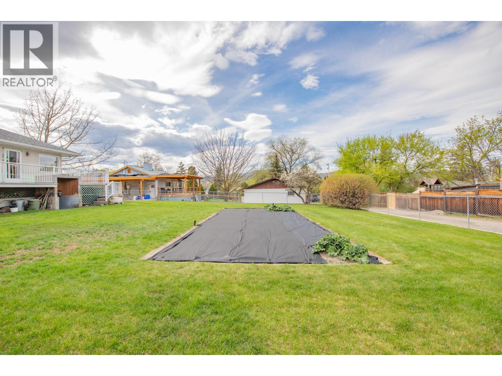 2007 29 Crescent, Vernon, British Columbia  V1T 1Y6 - Photo 38 - 10382348