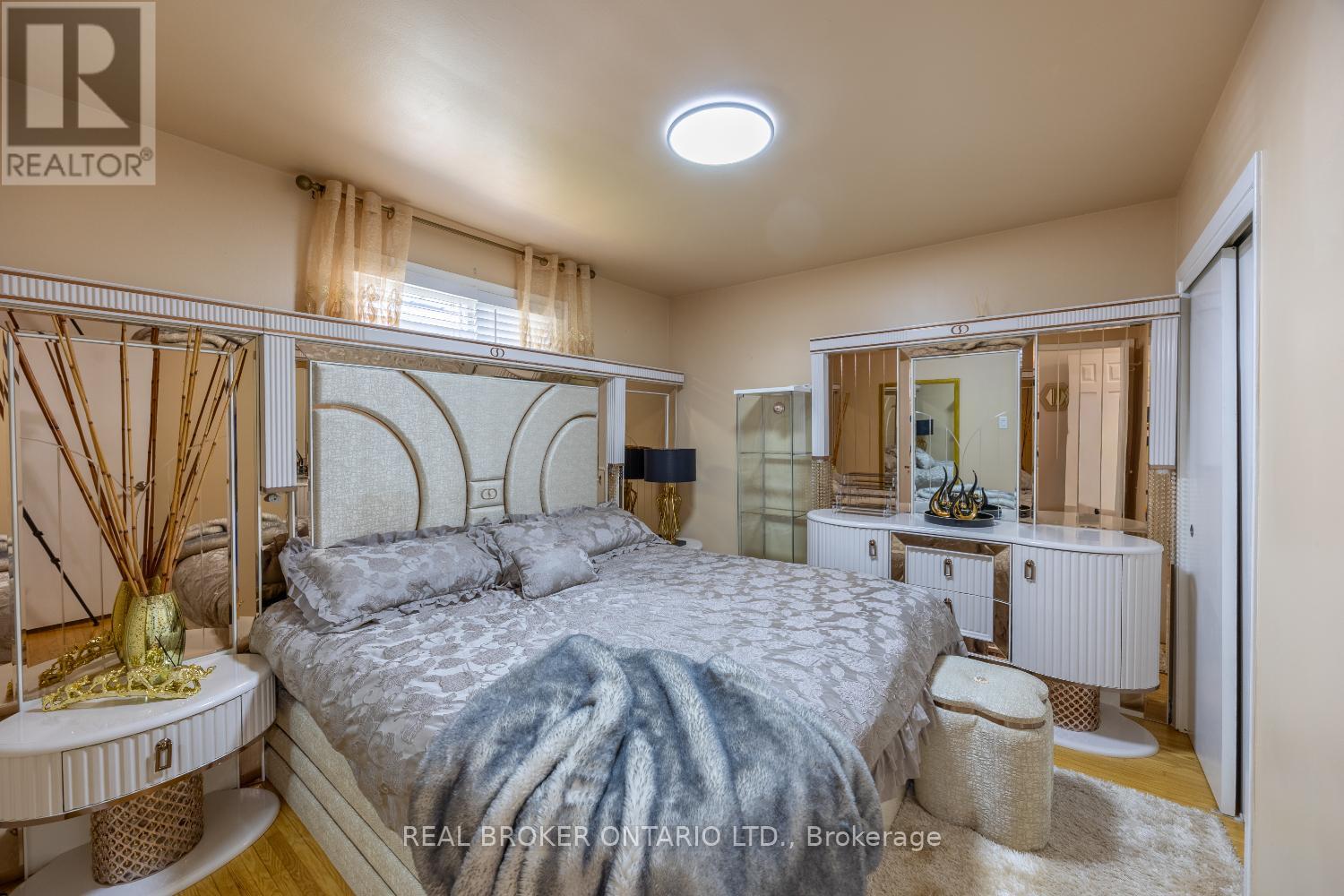 324 College Avenue, Oshawa, Ontario  L1J 1S1 - Photo 11 - E13036966