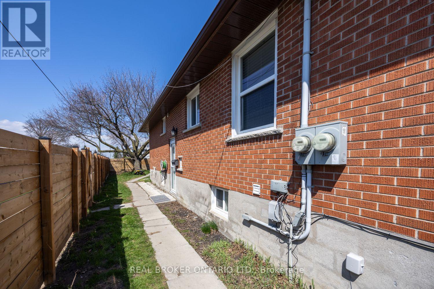 324 College Avenue, Oshawa, Ontario  L1J 1S1 - Photo 15 - E13036966