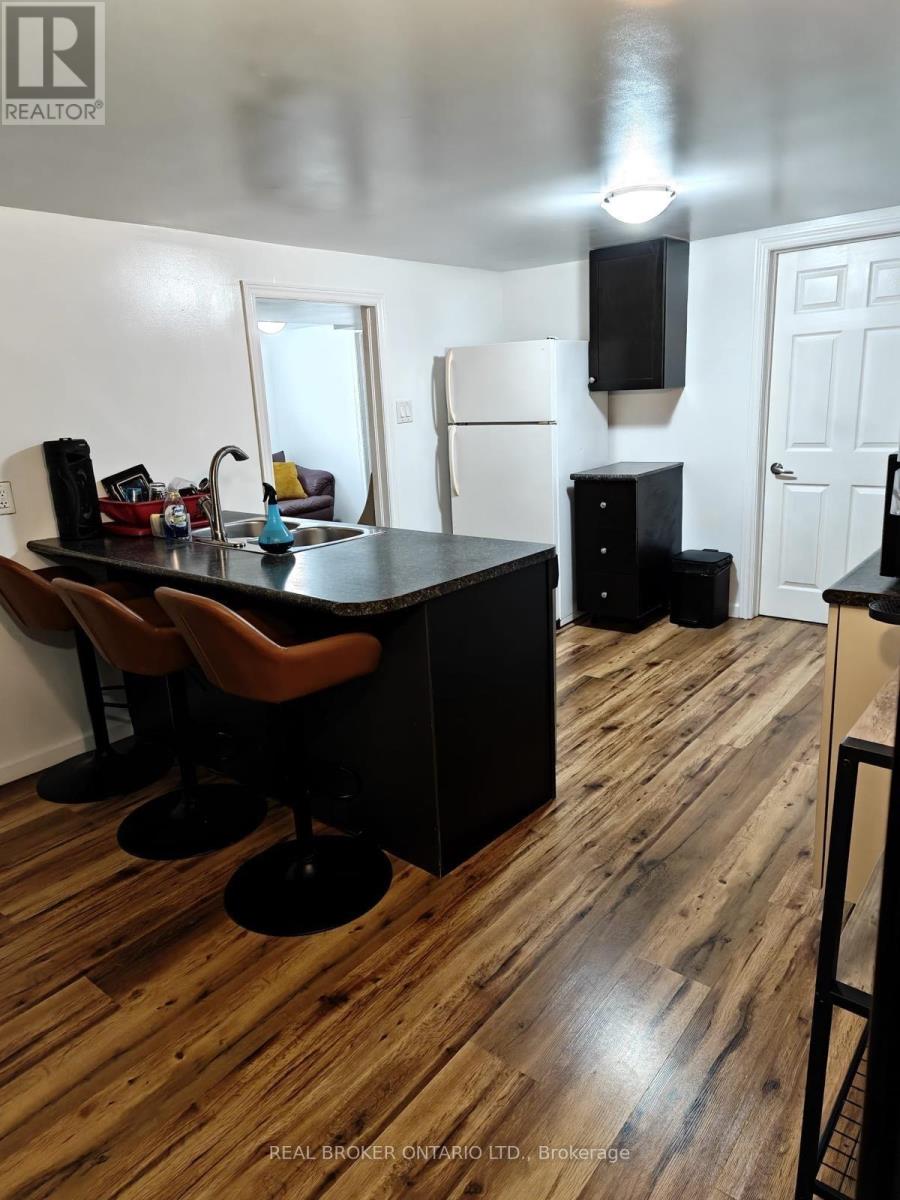 324 College Avenue, Oshawa, Ontario  L1J 1S1 - Photo 18 - E13036966