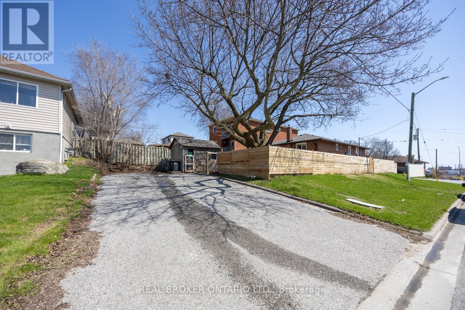 324 College Avenue, Oshawa, Ontario  L1J 1S1 - Photo 22 - E13036966