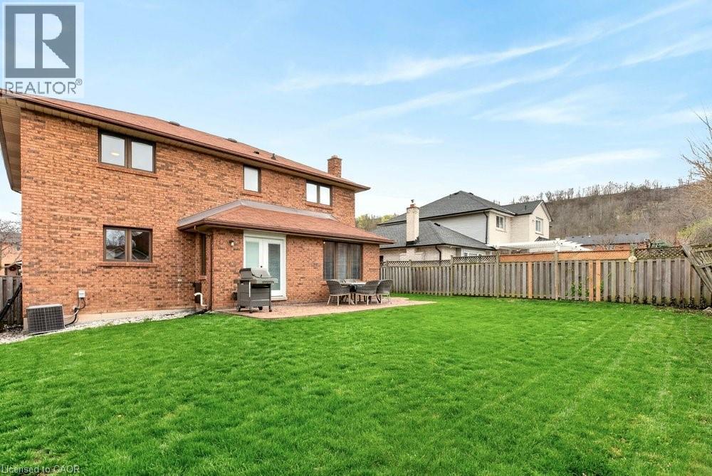 8 Wyvis Court, Stoney Creek, Ontario  L8G 4W3 - Photo 39 - 40823422