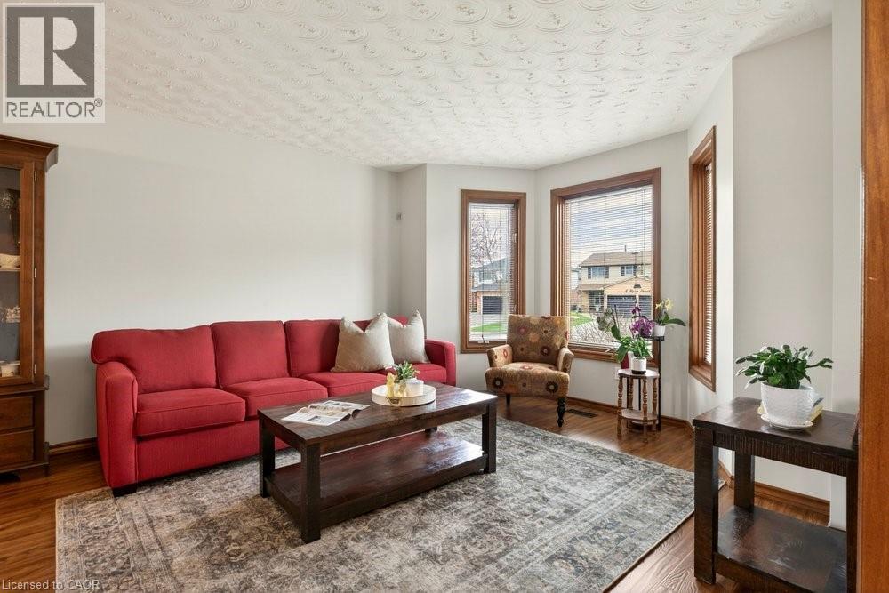 8 Wyvis Court, Stoney Creek, Ontario  L8G 4W3 - Photo 8 - 40823422