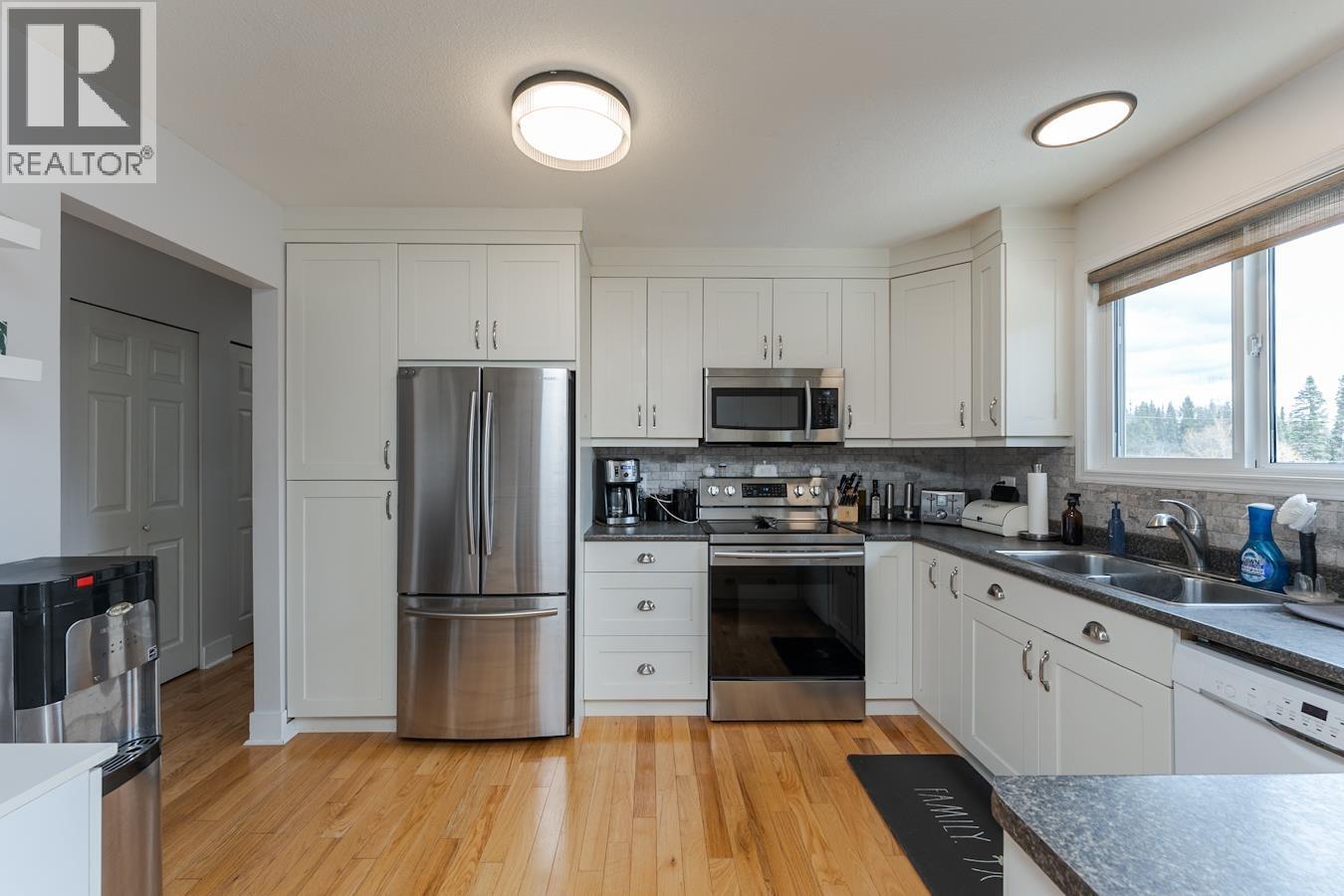 2978 Oakridge Crescent, Prince George, British Columbia  V2K 3X6 - Photo 5 - R3115070