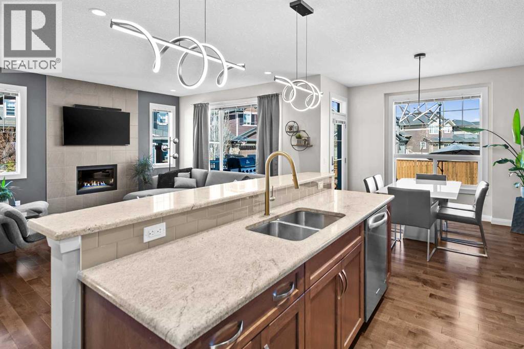 100 Kinniburgh Gardens, Chestermere, Alberta  T1X 0R8 - Photo 16 - A2302807