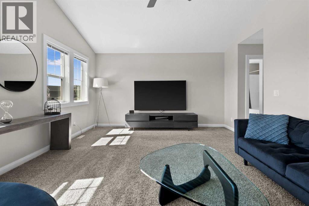 100 Kinniburgh Gardens, Chestermere, Alberta  T1X 0R8 - Photo 23 - A2302807