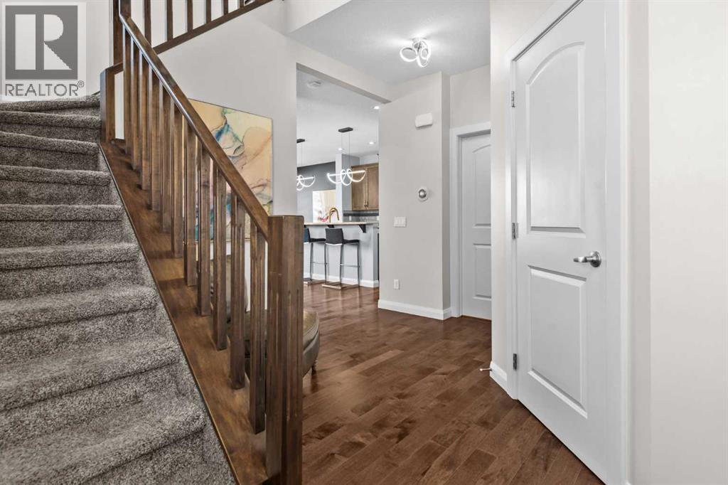 100 Kinniburgh Gardens, Chestermere, Alberta  T1X 0R8 - Photo 5 - A2302807