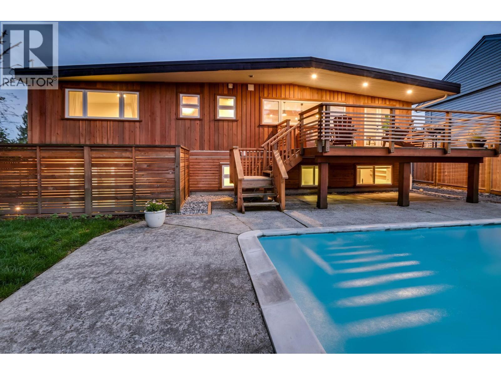 308 Mount Royal Drive, Port Moody, British Columbia  V3H 1R1 - Photo 16 - R3115122