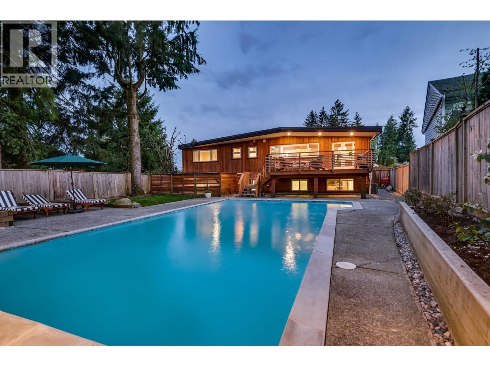 308 Mount Royal Drive, Port Moody, British Columbia  V3H 1R1 - Photo 17 - R3115122