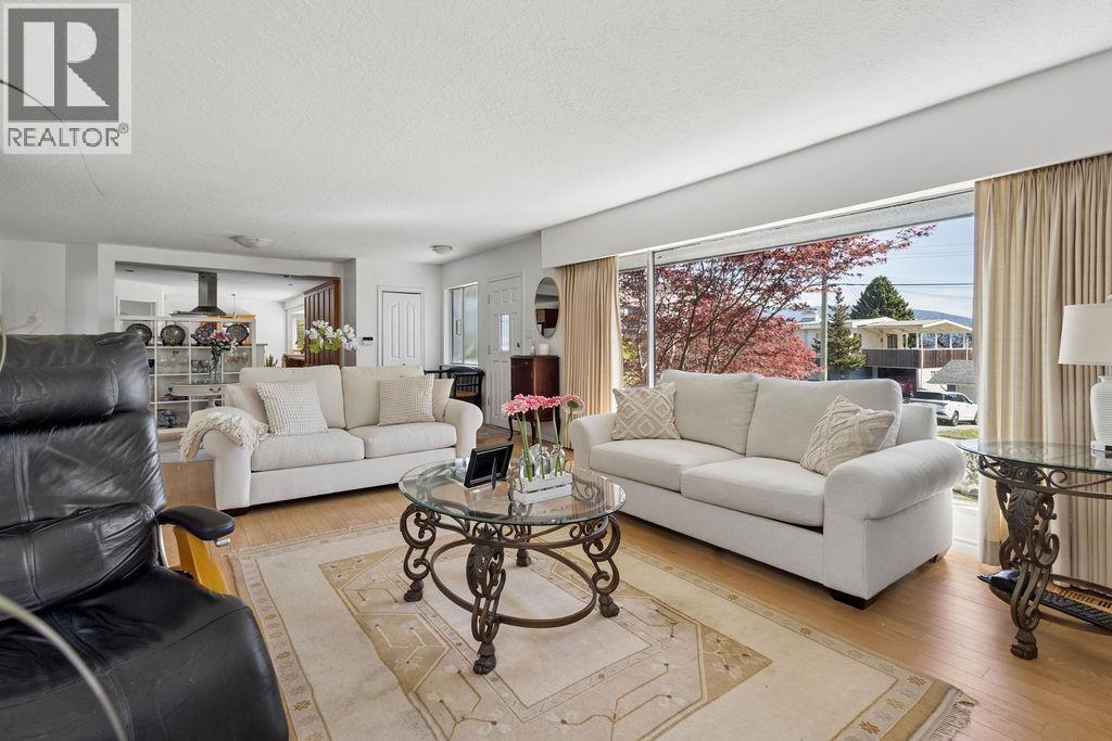 1005 Westmount Drive, Port Moody, British Columbia  V3H 1L1 - Photo 13 - R3115127