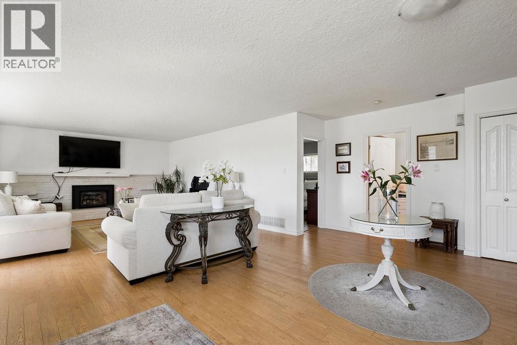 1005 Westmount Drive, Port Moody, British Columbia  V3H 1L1 - Photo 15 - R3115127