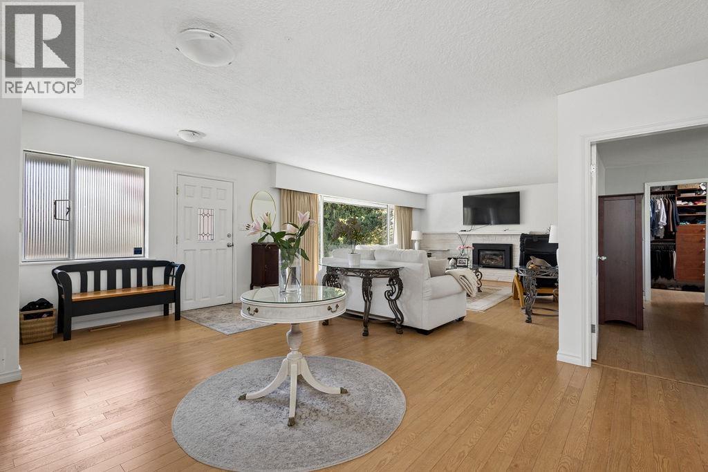 1005 Westmount Drive, Port Moody, British Columbia  V3H 1L1 - Photo 16 - R3115127