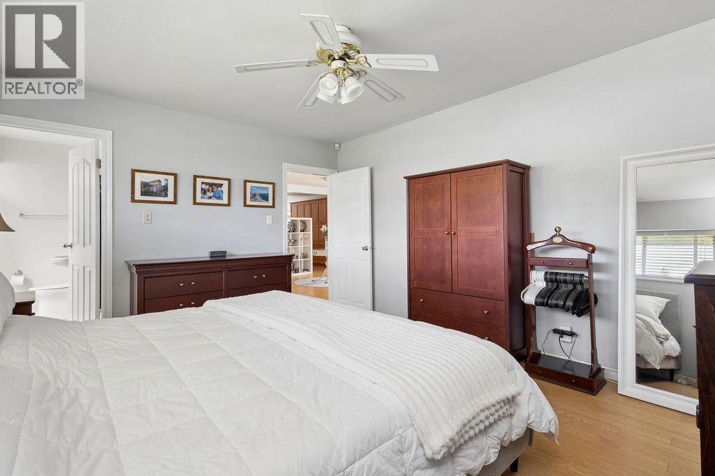 1005 Westmount Drive, Port Moody, British Columbia  V3H 1L1 - Photo 19 - R3115127