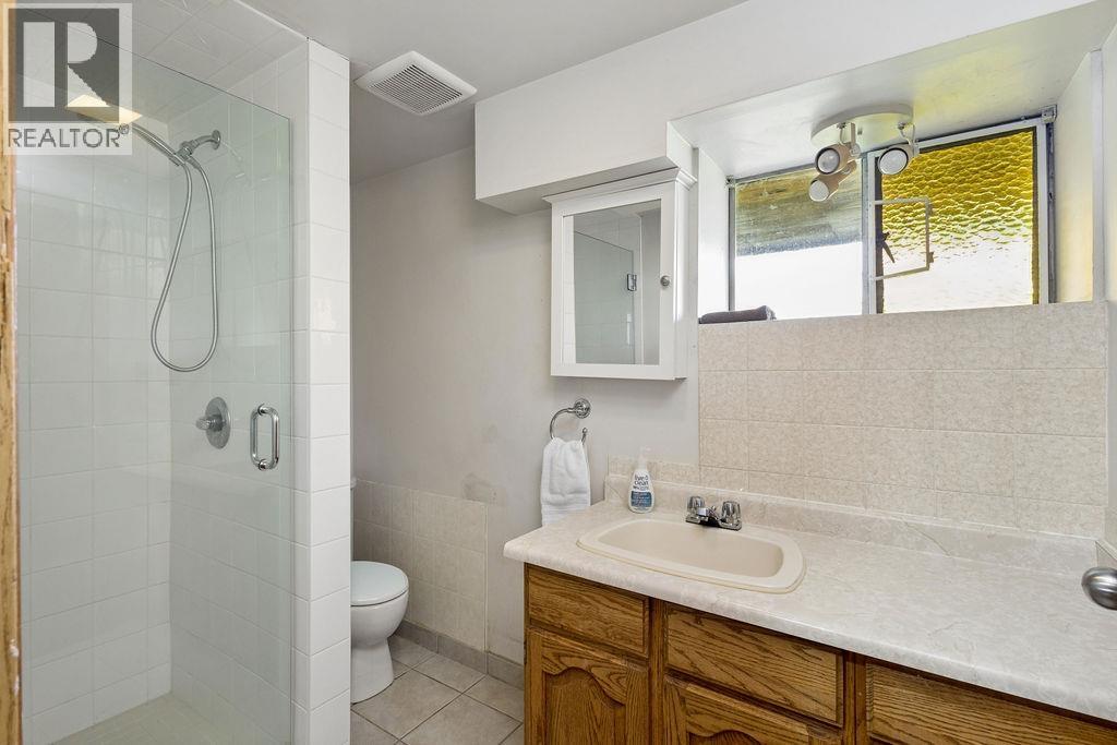 1005 Westmount Drive, Port Moody, British Columbia  V3H 1L1 - Photo 25 - R3115127