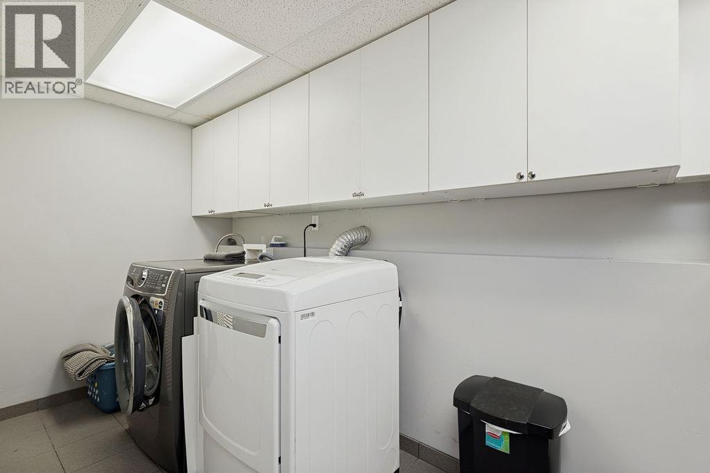 1005 Westmount Drive, Port Moody, British Columbia  V3H 1L1 - Photo 26 - R3115127