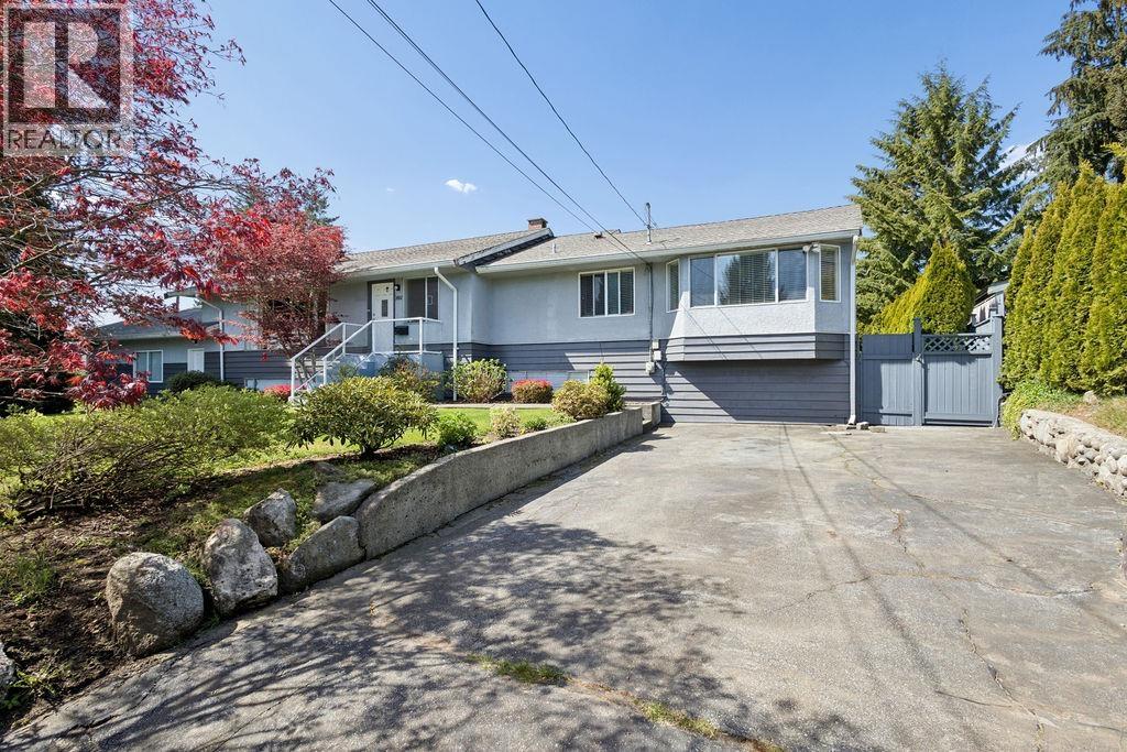 1005 Westmount Drive, Port Moody, British Columbia  V3H 1L1 - Photo 39 - R3115127