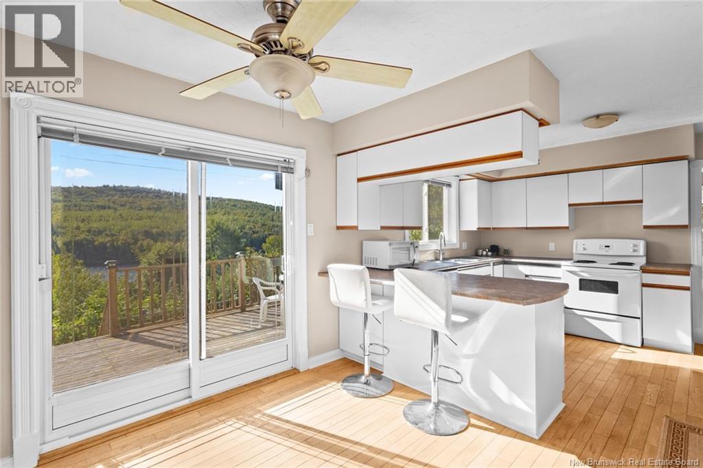 18 Hillview Street, Upper Kingsclear, New Brunswick  E3B 1V1 - Photo 13 - NB134330