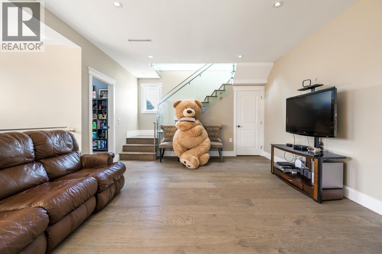 4591 Trimaran Drive, Richmond, British Columbia  V7E 4R4 - Photo 16 - R3115168