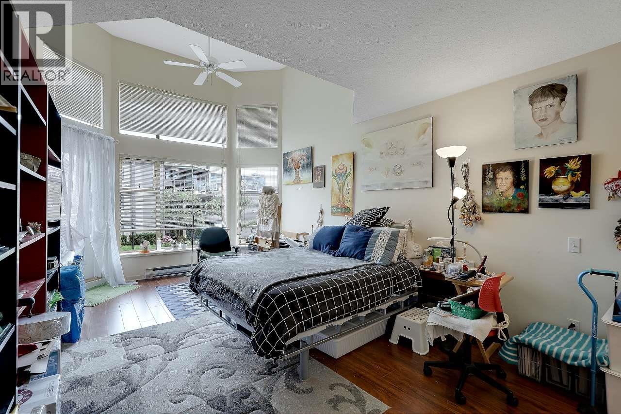 307 70 Richmond Street, New Westminster, British Columbia  V3L 5S8 - Photo 3 - R3112800