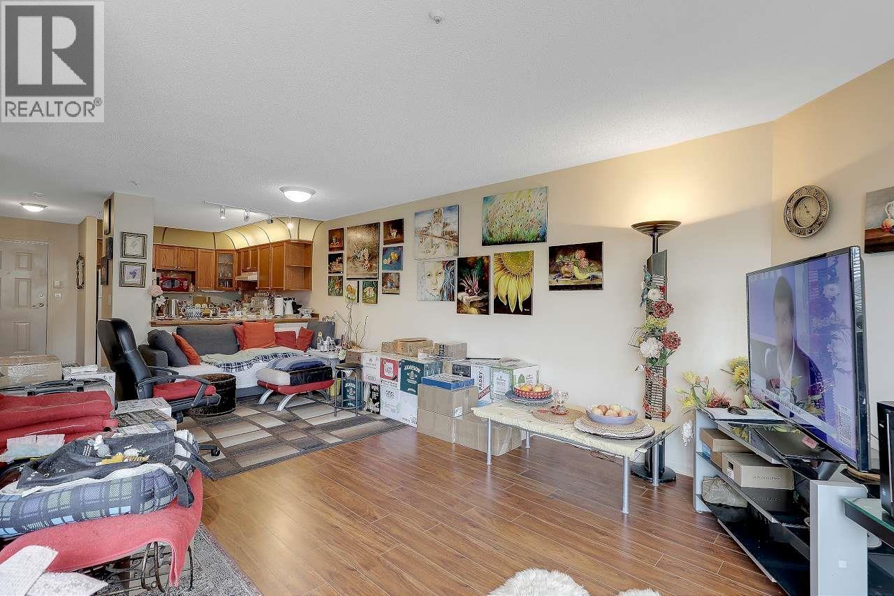 307 70 Richmond Street, New Westminster, British Columbia  V3L 5S8 - Photo 8 - R3112800