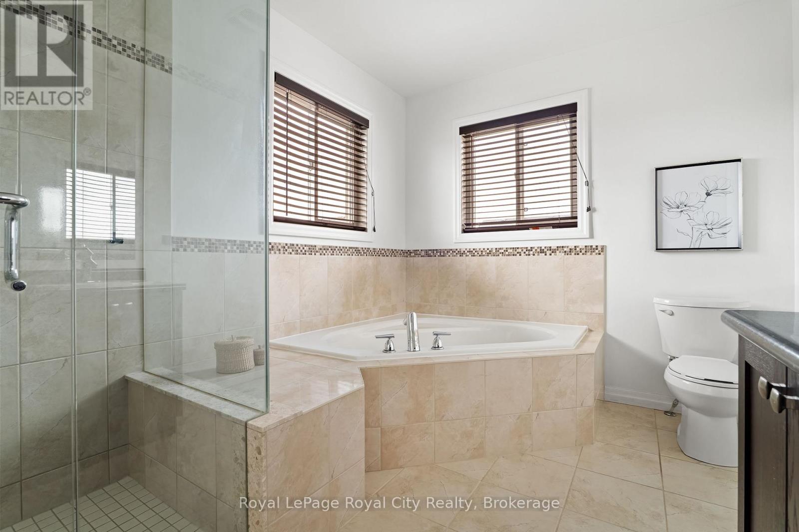 28 Newcastle Court, Kitchener, Ontario  N2R 0G7 - Photo 26 - X13036958