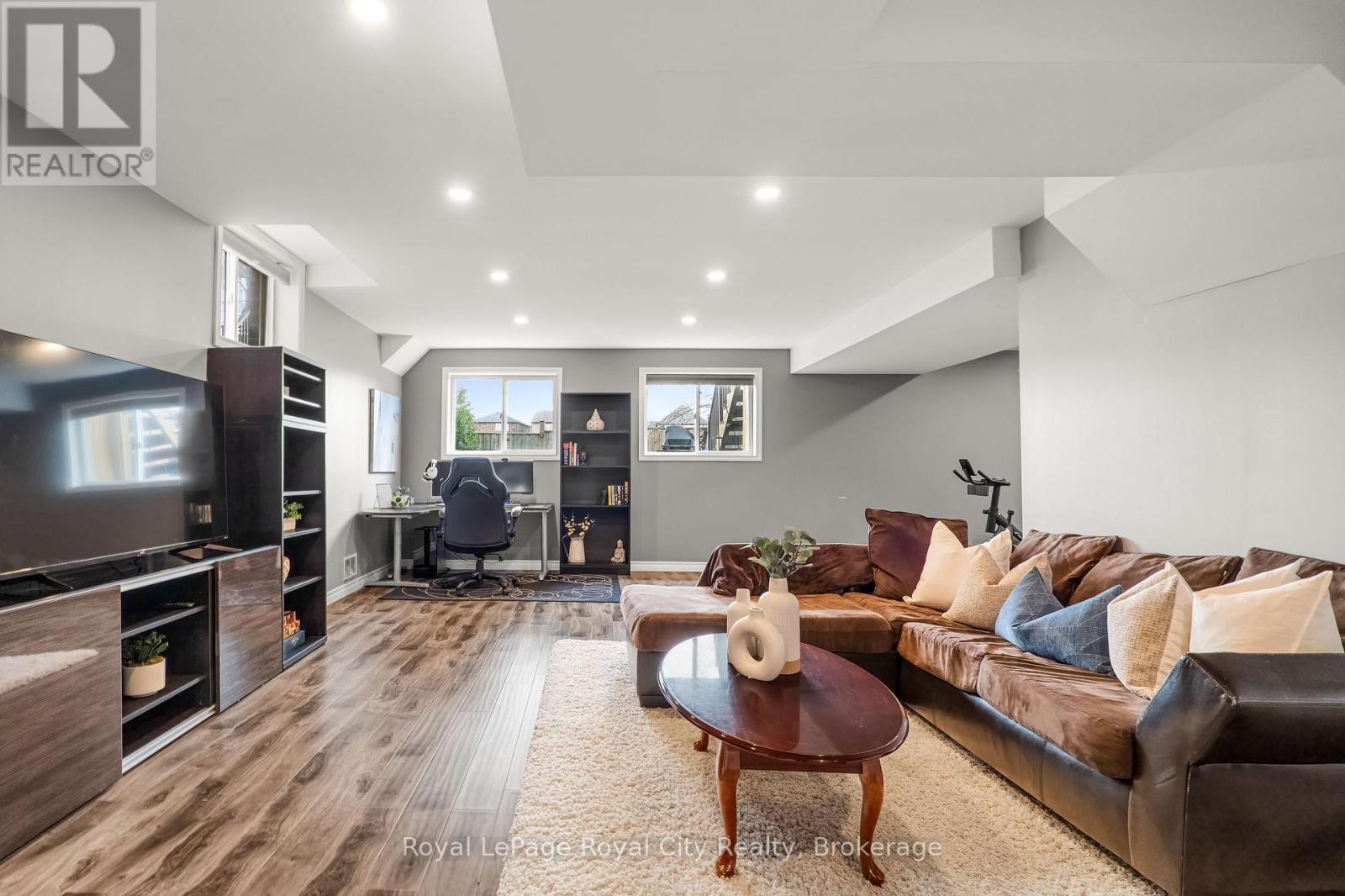 28 Newcastle Court, Kitchener, Ontario  N2R 0G7 - Photo 35 - X13036958