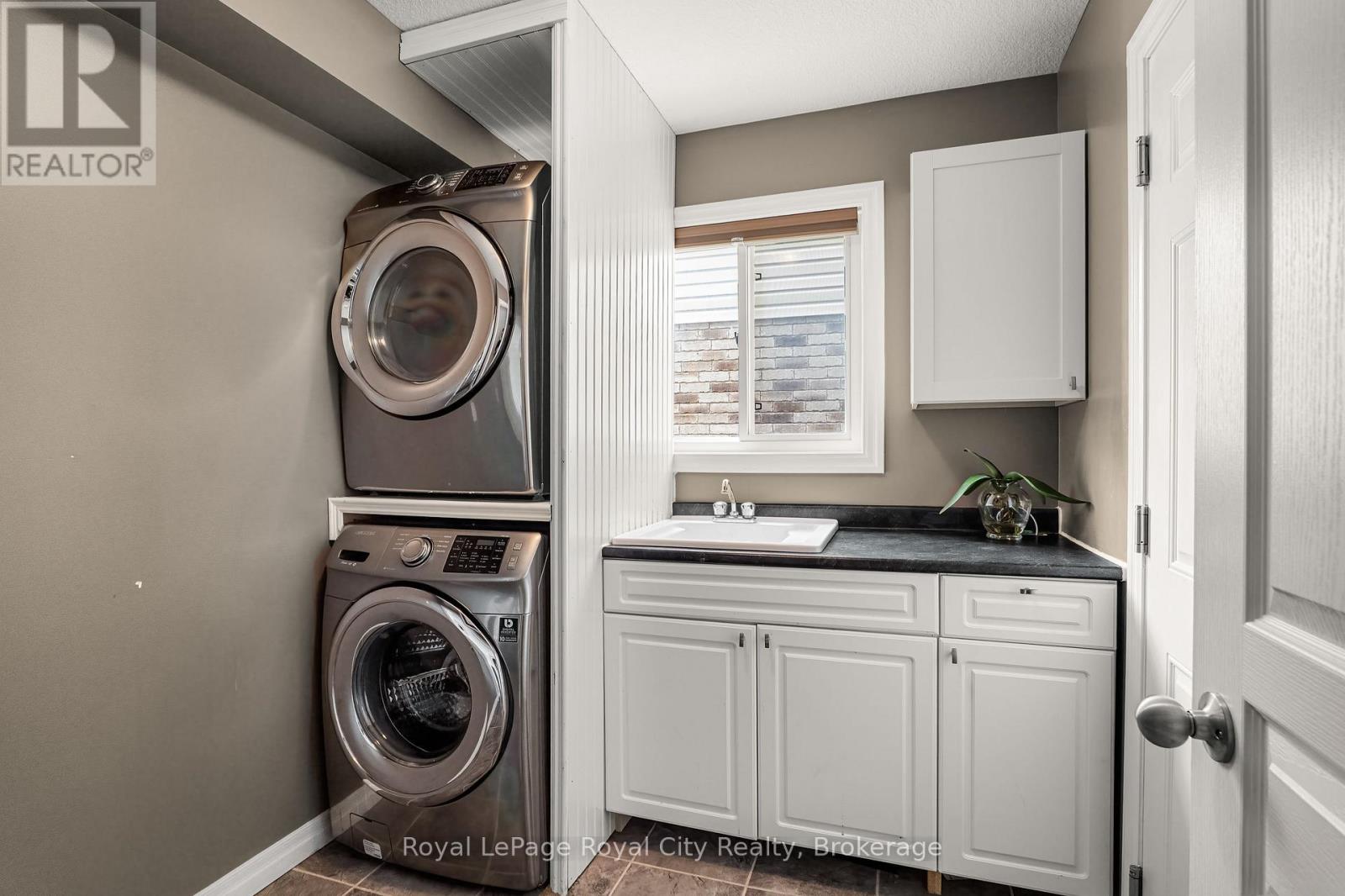 28 Newcastle Court, Kitchener, Ontario  N2R 0G7 - Photo 38 - X13036958