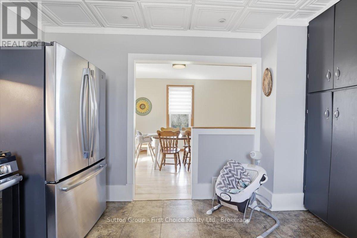 1801 Perth Road 139 Rr 6 Road, Perth South, Ontario  N4X 1C8 - Photo 15 - X13037008