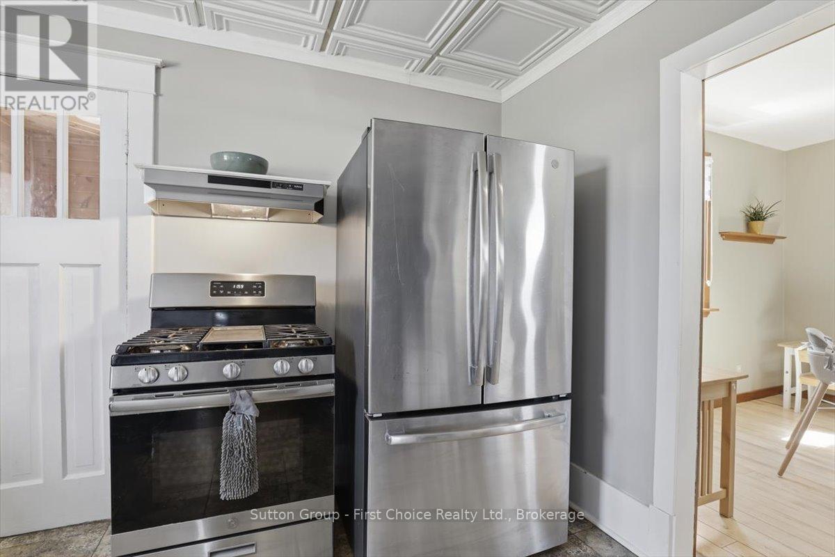 1801 Perth Road 139 Rr 6 Road, Perth South, Ontario  N4X 1C8 - Photo 16 - X13037008