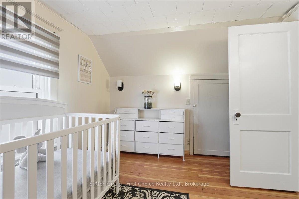 1801 Perth Road 139 Rr 6 Road, Perth South, Ontario  N4X 1C8 - Photo 25 - X13037008