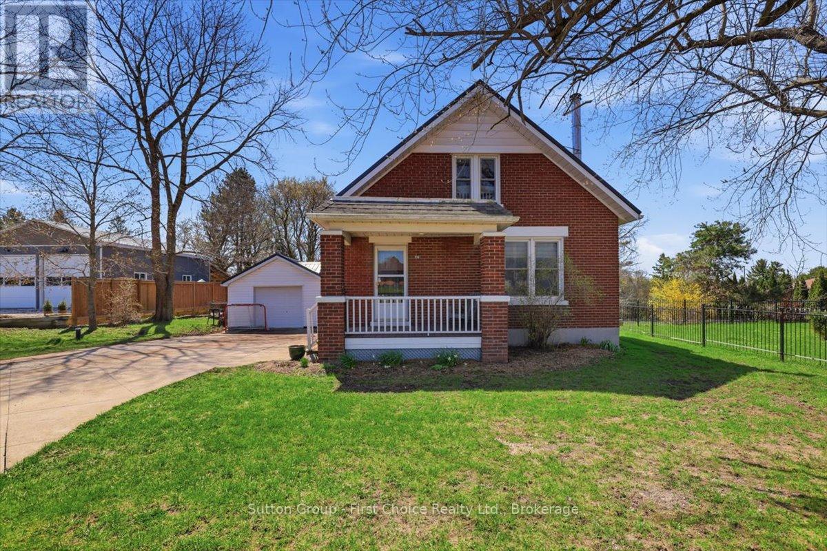 1801 Perth Road 139 Rr 6 Road, Perth South, Ontario  N4X 1C8 - Photo 3 - X13037008